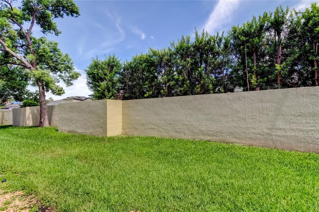 For Sale: $324,900 (2 beds, 2 baths, 1434 Square Feet)