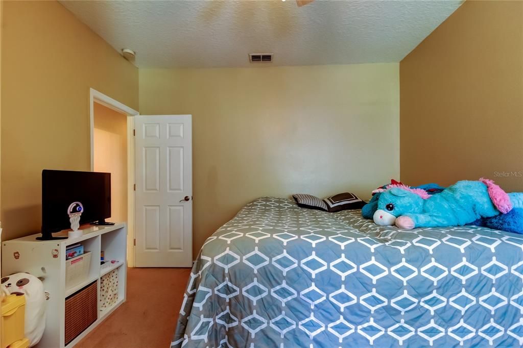 For Sale: $324,900 (2 beds, 2 baths, 1434 Square Feet)