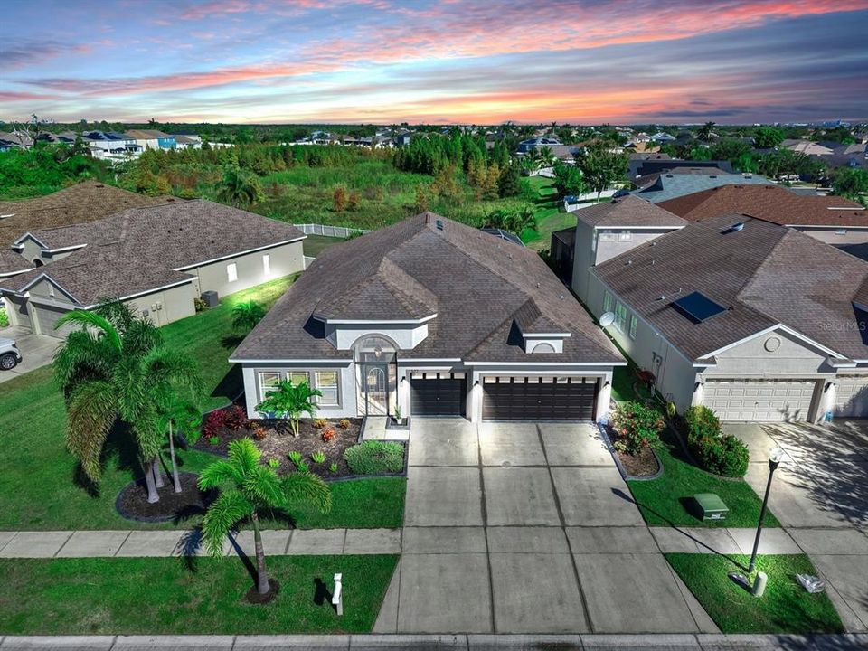 For Sale: $519,900 (4 beds, 3 baths, 2672 Square Feet)