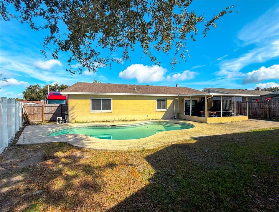 En Venta: $499,500 (3 camas, 2 baños, 1450 Pies cuadrados)