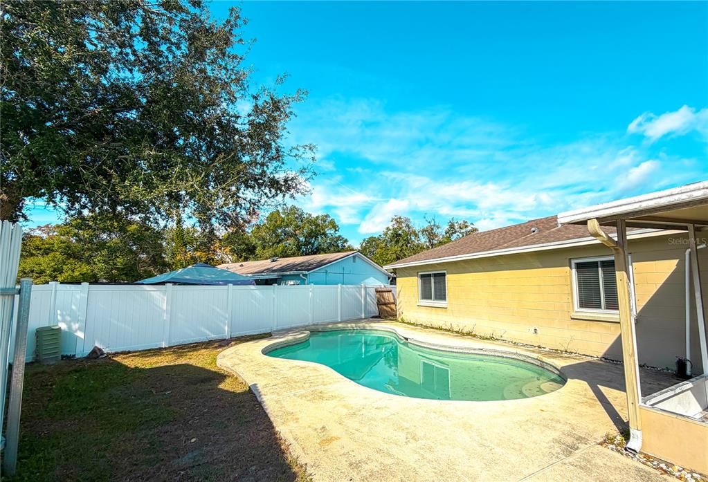 En Venta: $499,500 (3 camas, 2 baños, 1450 Pies cuadrados)