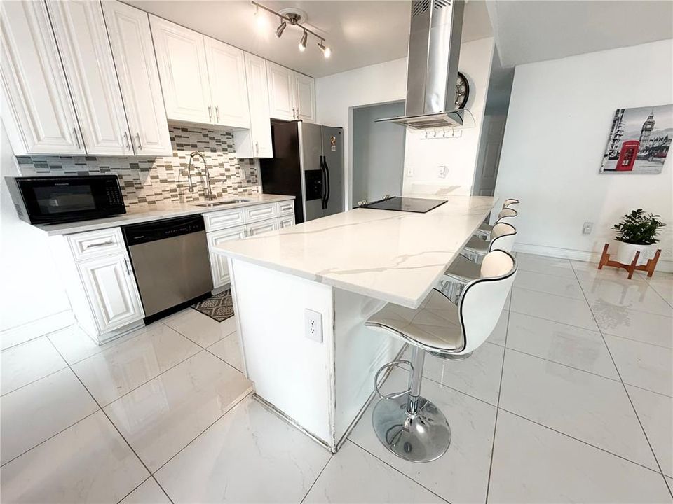 En Venta: $499,500 (3 camas, 2 baños, 1450 Pies cuadrados)