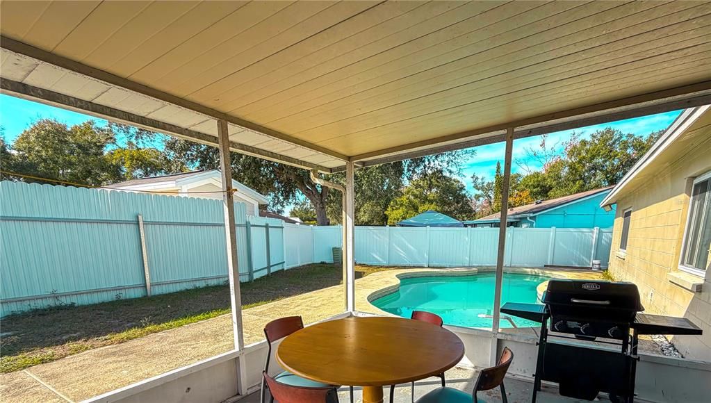 En Venta: $499,500 (3 camas, 2 baños, 1450 Pies cuadrados)