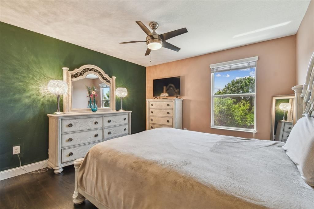 待售: $499,000 (5 贝兹, 3 浴室, 3347 平方英尺)