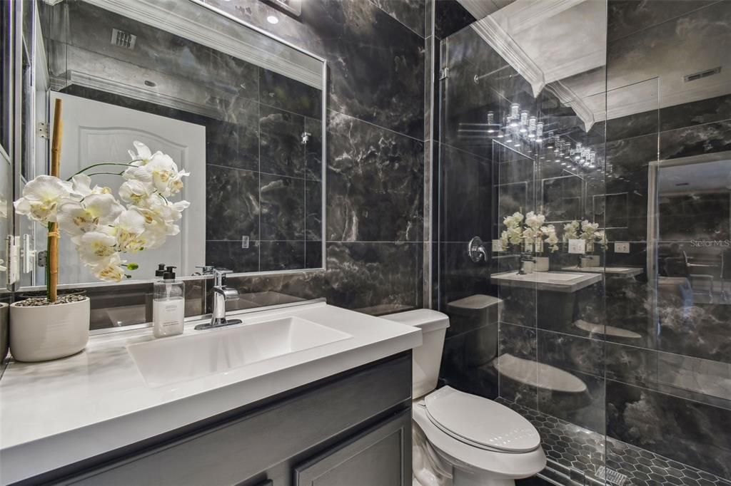 待售: $499,000 (5 贝兹, 3 浴室, 3347 平方英尺)