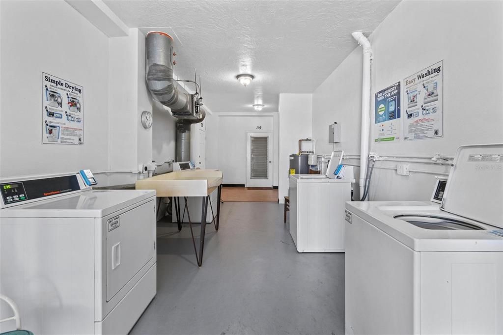 待售: $160,000 (2 贝兹, 2 浴室, 1100 平方英尺)