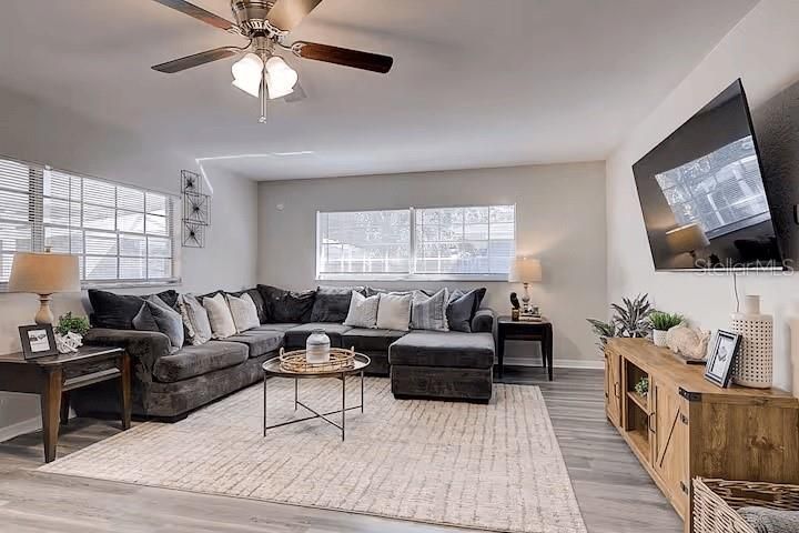 На продажу: $680,000 (4 спален, 0 ванн, 2508 Квадратных фут)