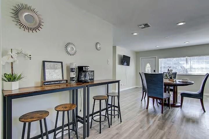 На продажу: $680,000 (4 спален, 0 ванн, 2508 Квадратных фут)