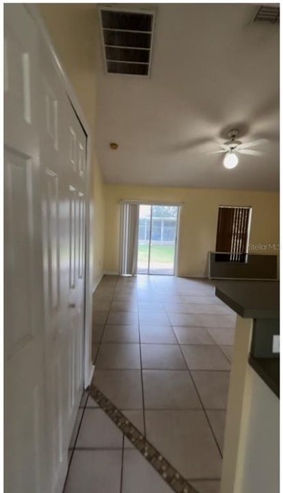 For Sale: $260,000 (3 beds, 2 baths, 1159 Square Feet)