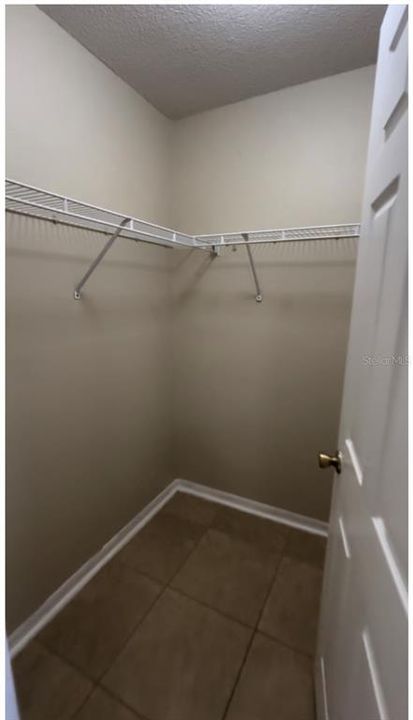 For Sale: $260,000 (3 beds, 2 baths, 1159 Square Feet)