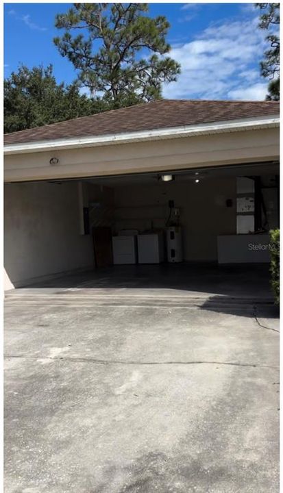 For Sale: $260,000 (3 beds, 2 baths, 1159 Square Feet)