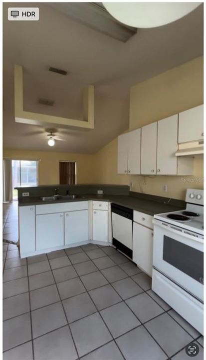 For Sale: $260,000 (3 beds, 2 baths, 1159 Square Feet)