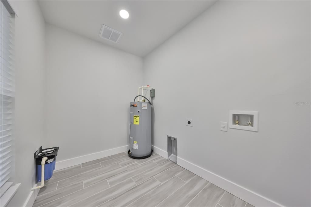 En Venta: $497,000 (3 camas, 2 baños, 1309 Pies cuadrados)