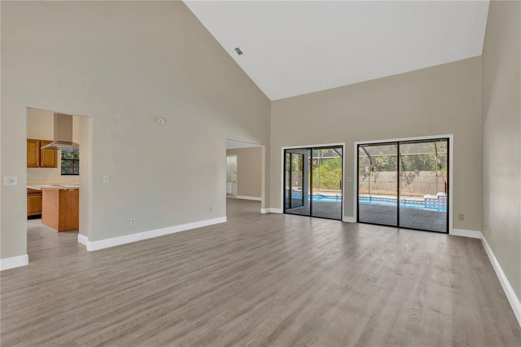 Active With Contract: $440,000 (4 beds, 2 baths, 2155 Square Feet)