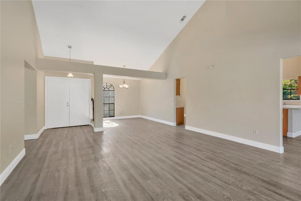 Active With Contract: $440,000 (4 beds, 2 baths, 2155 Square Feet)