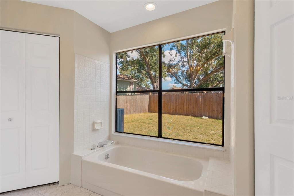 Active With Contract: $440,000 (4 beds, 2 baths, 2155 Square Feet)