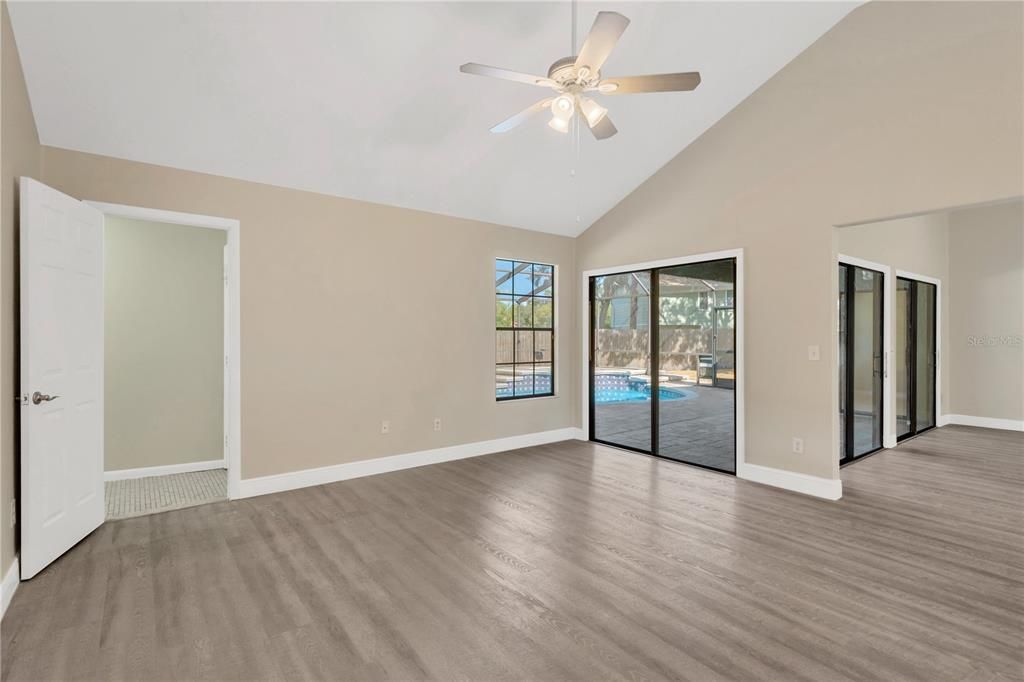 Active With Contract: $440,000 (4 beds, 2 baths, 2155 Square Feet)