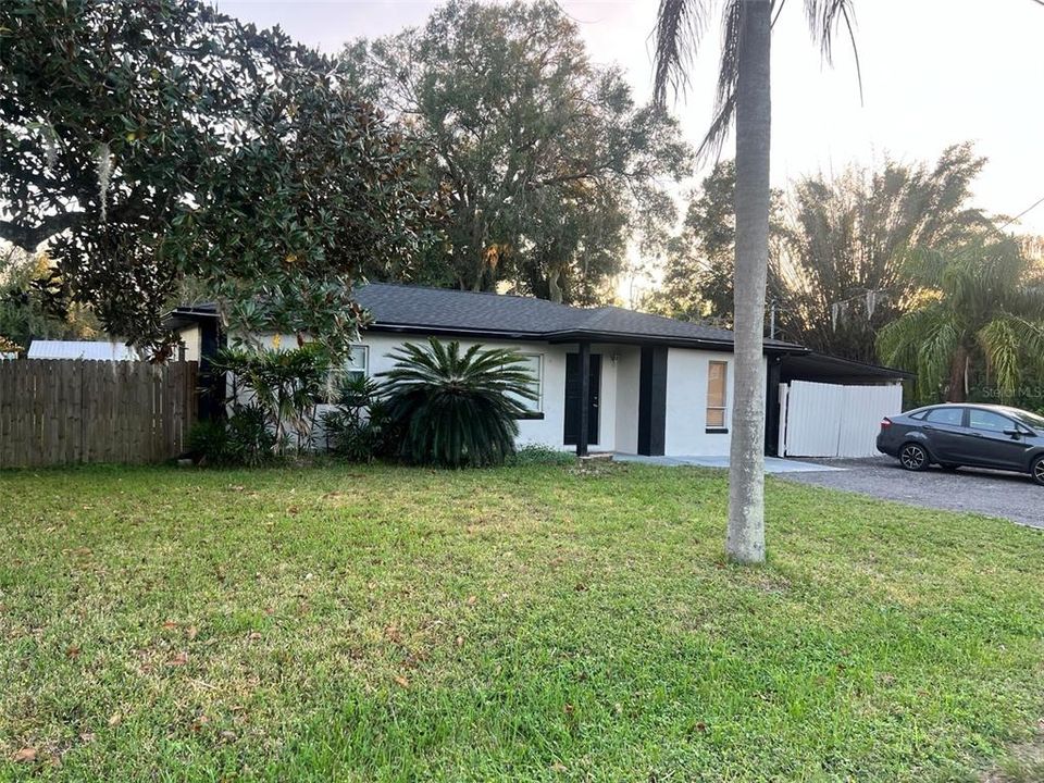 For Sale: $350,000 (3 beds, 2 baths, 1140 Square Feet)