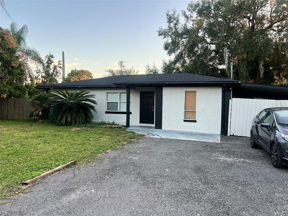 For Sale: $350,000 (3 beds, 2 baths, 1140 Square Feet)