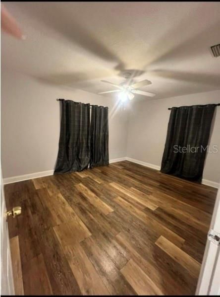 For Sale: $350,000 (3 beds, 2 baths, 1140 Square Feet)