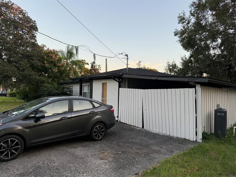 For Sale: $350,000 (3 beds, 2 baths, 1140 Square Feet)