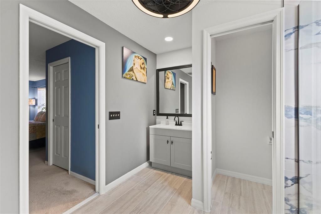 合同活跃: $600,000 (3 贝兹, 2 浴室, 2267 平方英尺)