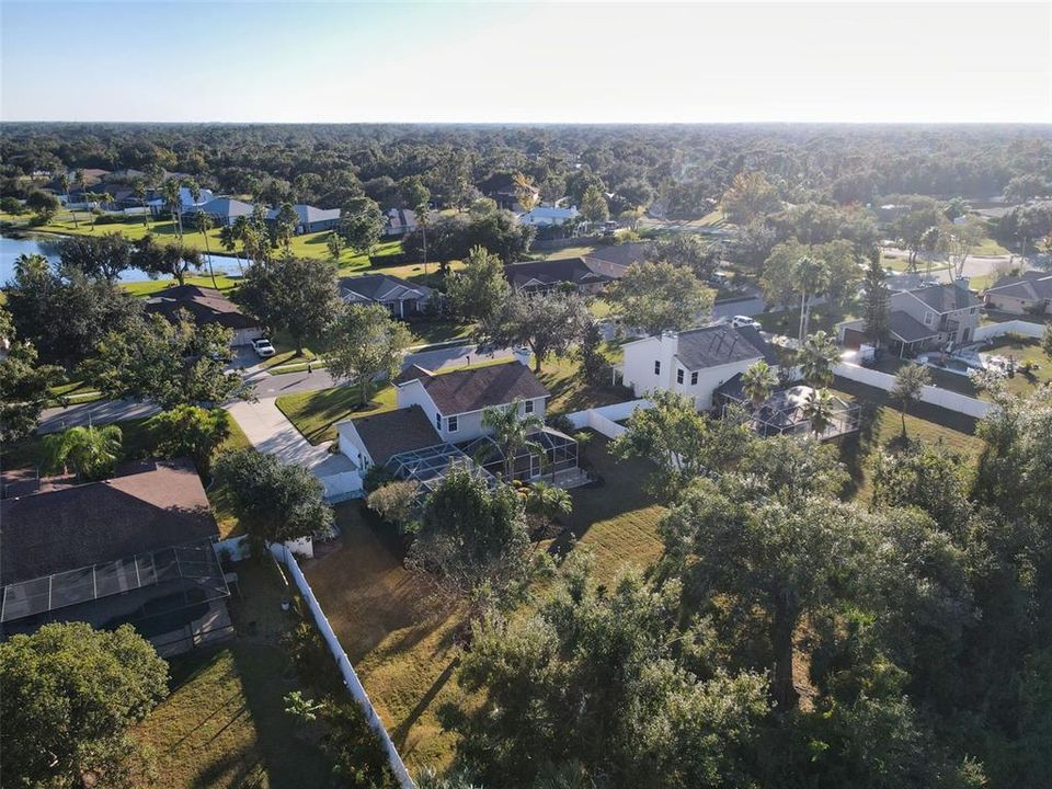 合同活跃: $600,000 (3 贝兹, 2 浴室, 2267 平方英尺)