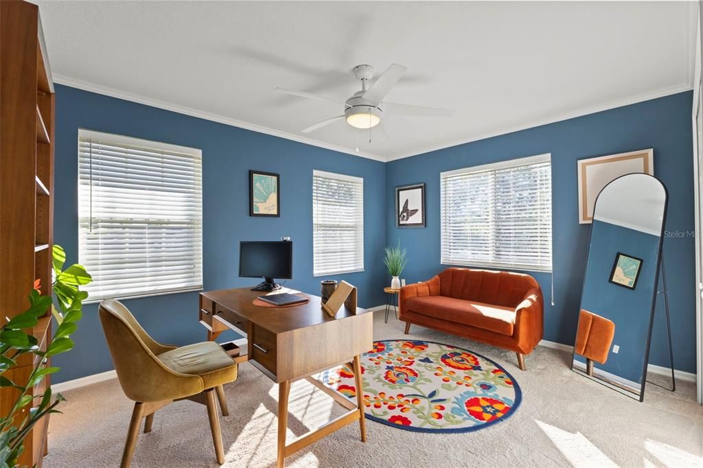 合同活跃: $600,000 (3 贝兹, 2 浴室, 2267 平方英尺)