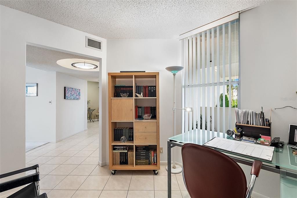 For Sale: $509,000 (2 beds, 2 baths, 1255 Square Feet)