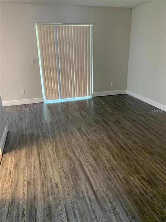 For Rent: $1,400 (2 beds, 2 baths, 905 Square Feet)