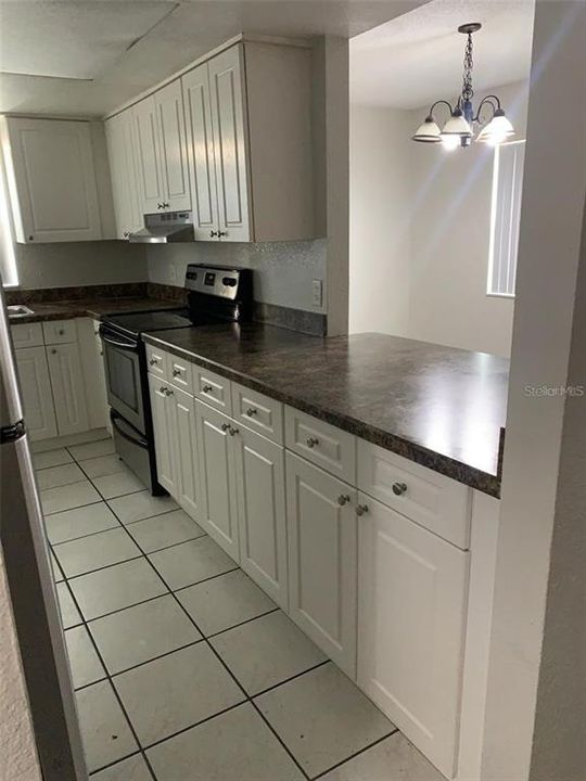 For Rent: $1,400 (2 beds, 2 baths, 905 Square Feet)