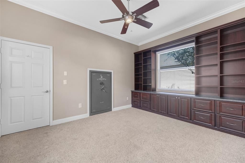 For Sale: $611,000 (4 beds, 3 baths, 3226 Square Feet)