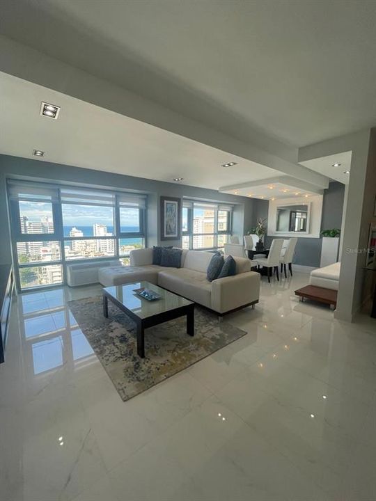 En Renta: $4,650 (1 camas, 2 baños, 955 Pies cuadrados)