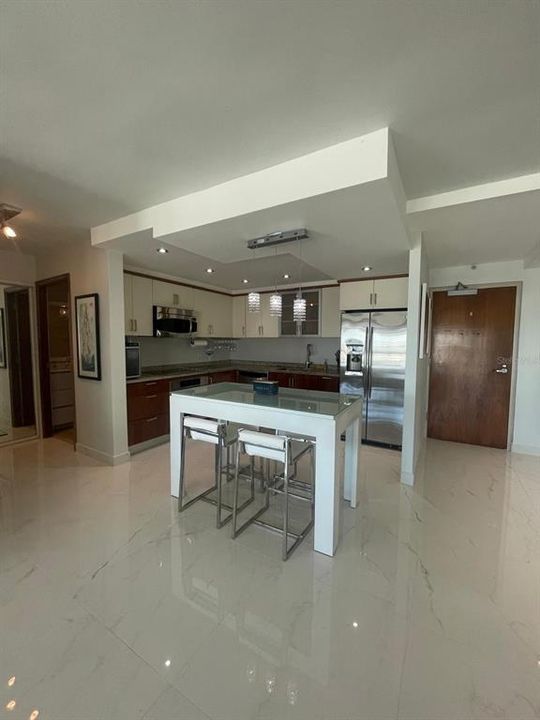 En Renta: $4,650 (1 camas, 2 baños, 955 Pies cuadrados)