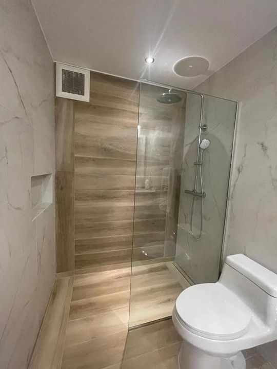 En Renta: $4,650 (1 camas, 2 baños, 955 Pies cuadrados)