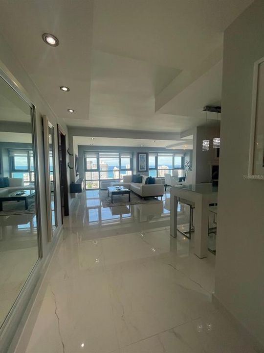 En Renta: $4,650 (1 camas, 2 baños, 955 Pies cuadrados)