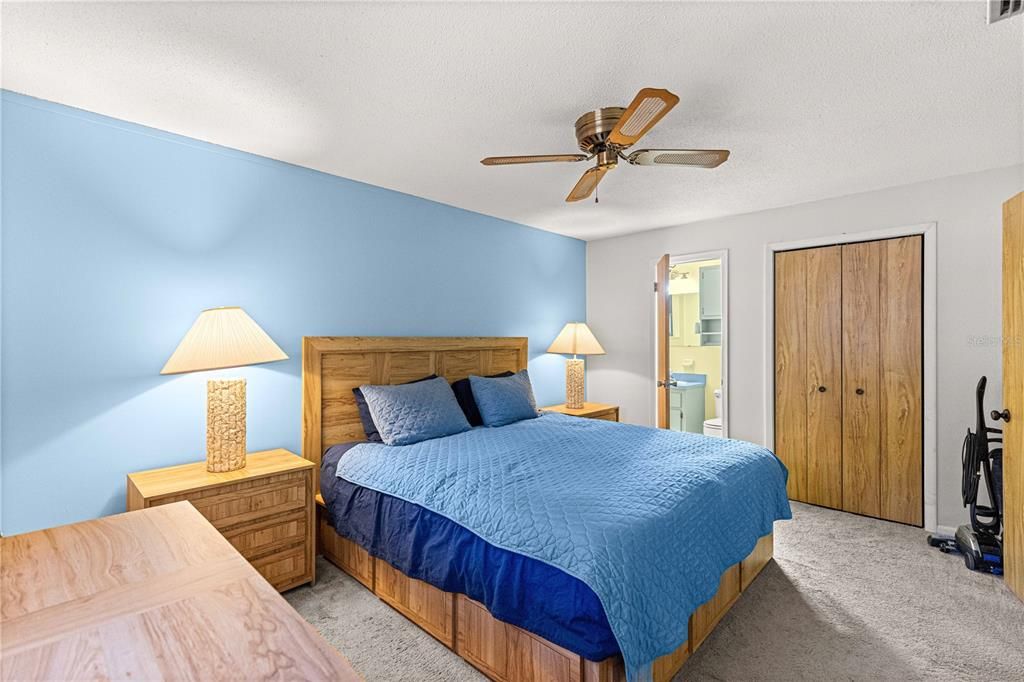 For Sale: $214,900 (3 beds, 1 baths, 1404 Square Feet)