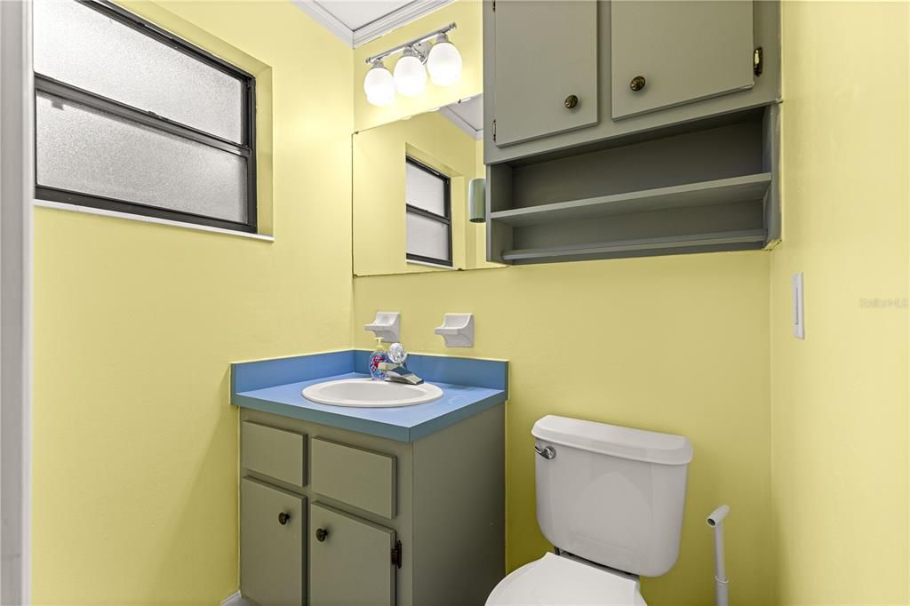 For Sale: $214,900 (3 beds, 1 baths, 1404 Square Feet)