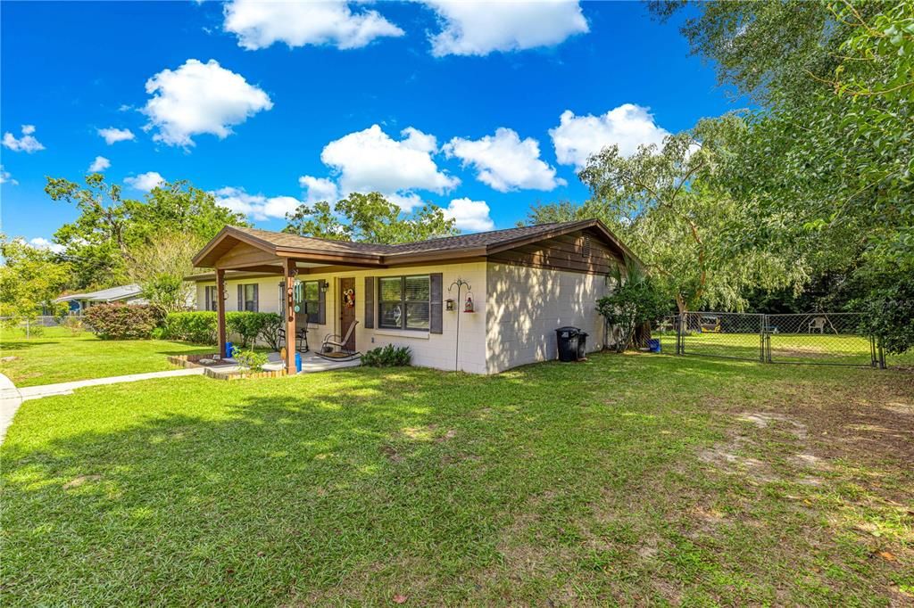 For Sale: $214,900 (3 beds, 1 baths, 1404 Square Feet)