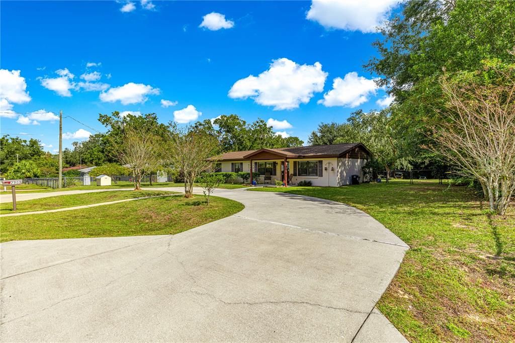 For Sale: $214,900 (3 beds, 1 baths, 1404 Square Feet)