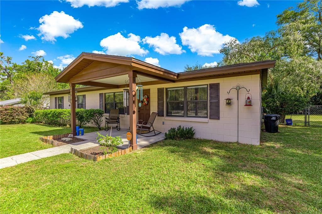 For Sale: $214,900 (3 beds, 1 baths, 1404 Square Feet)