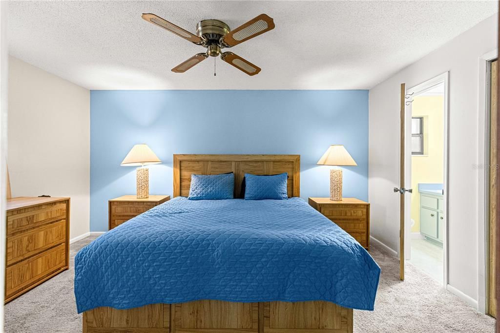 For Sale: $214,900 (3 beds, 1 baths, 1404 Square Feet)