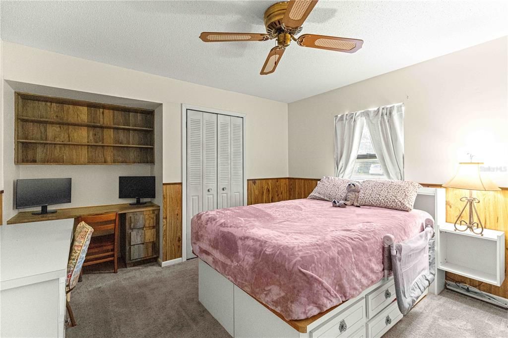 For Sale: $214,900 (3 beds, 1 baths, 1404 Square Feet)