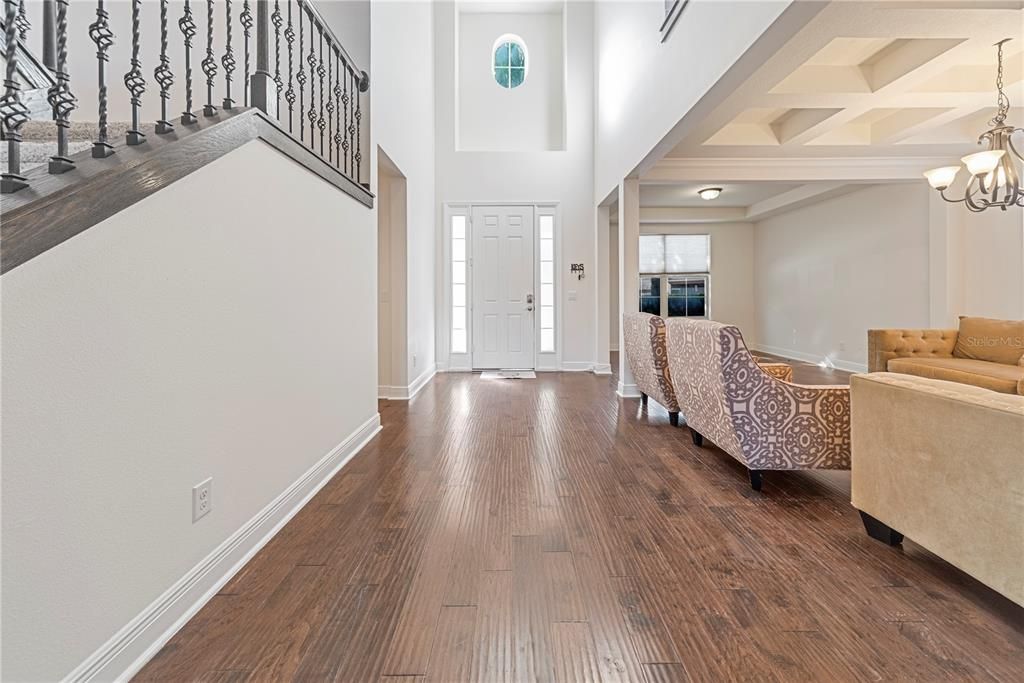 出租: $4,500 (5 贝兹, 3 浴室, 3793 平方英尺)