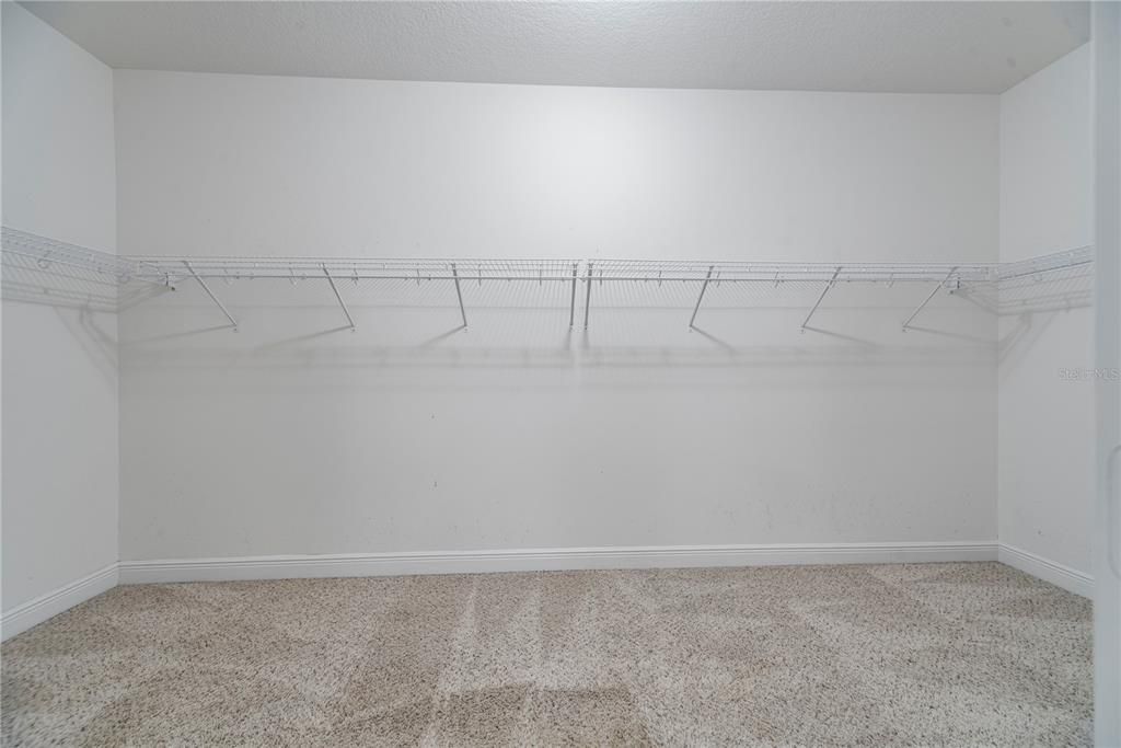 出租: $4,500 (5 贝兹, 3 浴室, 3793 平方英尺)