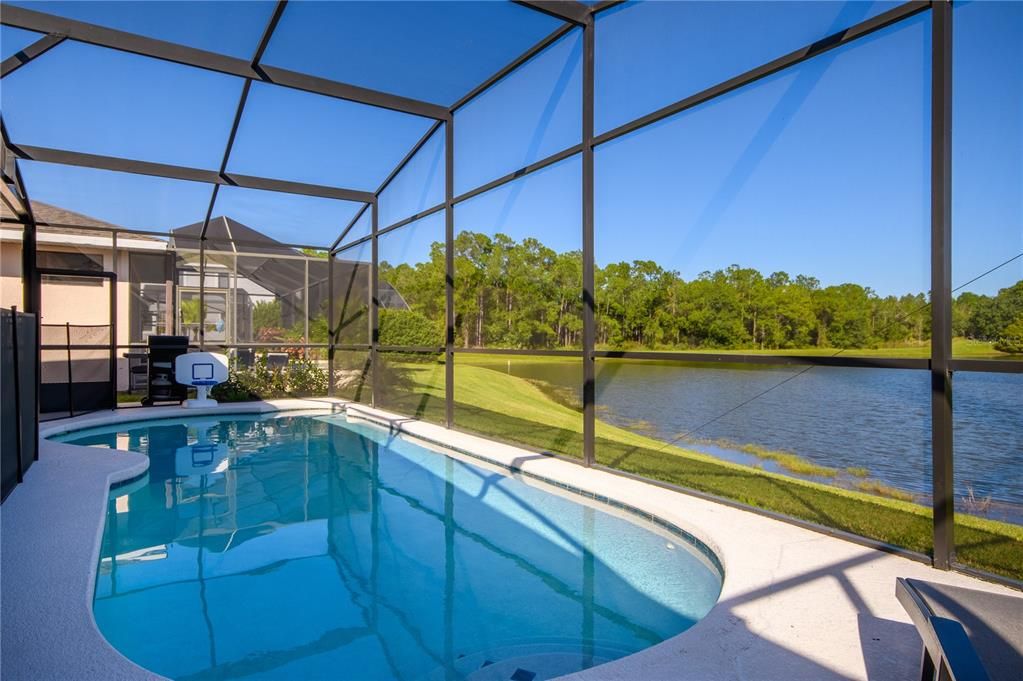 Active With Contract: $459,900 (4 beds, 2 baths, 1728 Square Feet)