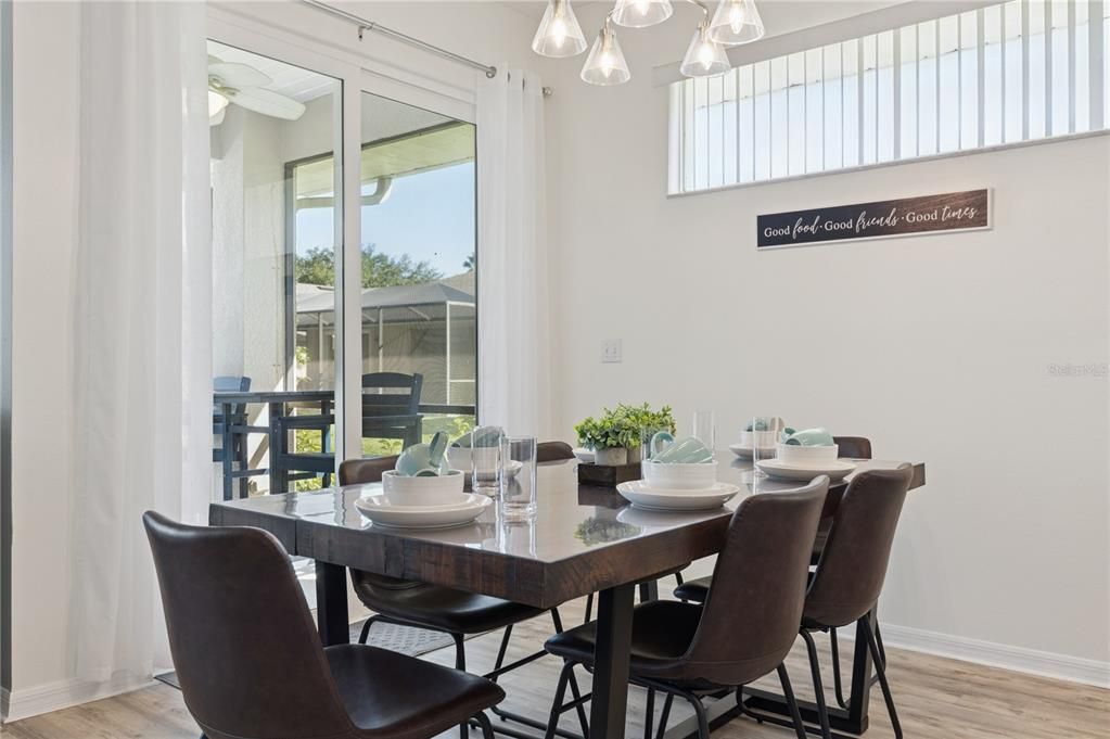 Active With Contract: $459,900 (4 beds, 2 baths, 1728 Square Feet)