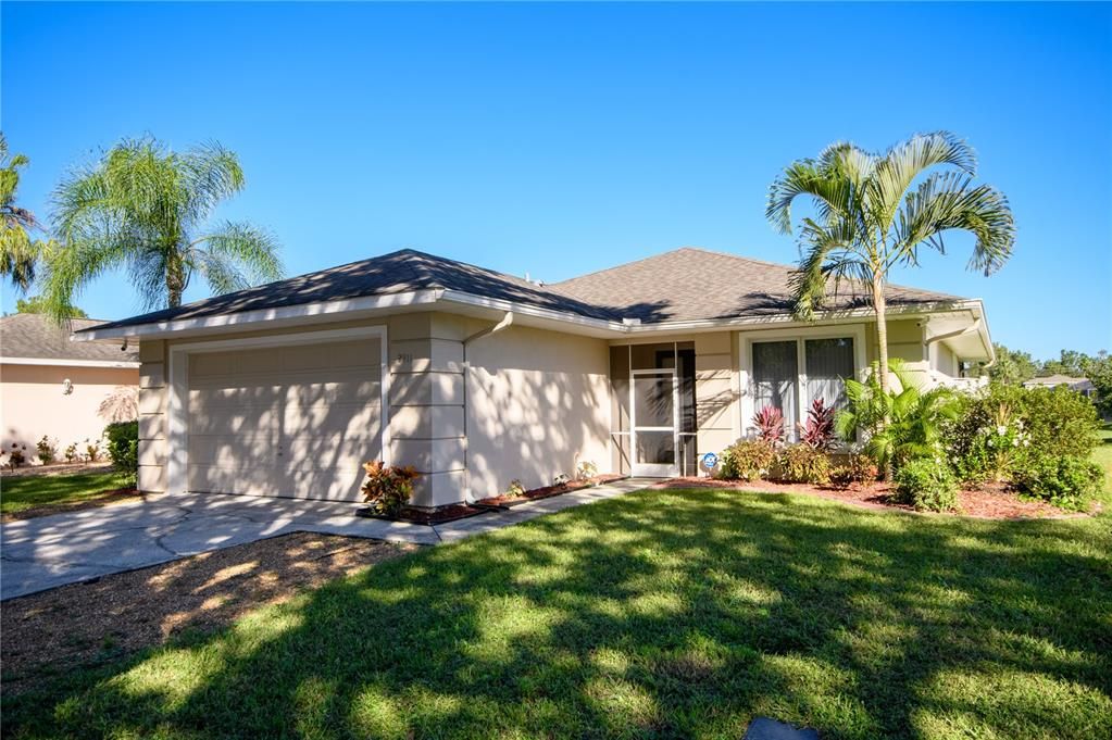 Active With Contract: $459,900 (4 beds, 2 baths, 1728 Square Feet)