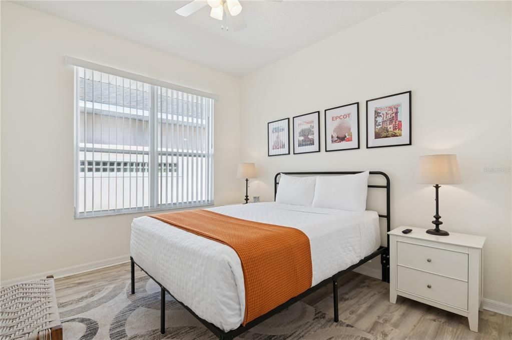 Active With Contract: $459,900 (4 beds, 2 baths, 1728 Square Feet)