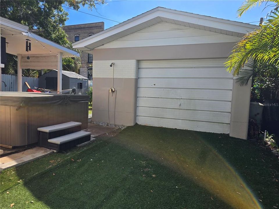 For Rent: $1,150 (1 beds, 1 baths, 400 Square Feet)